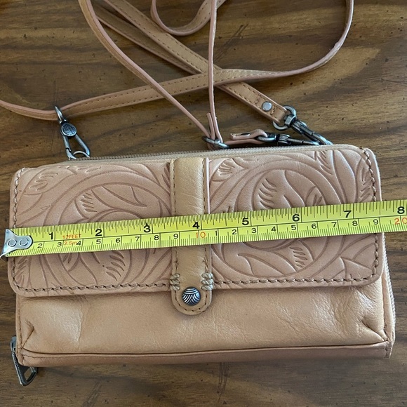 The Sak Sequoia Smartphone Flap Crossbody Women Beige Leather Bag - Picture 11 of 12